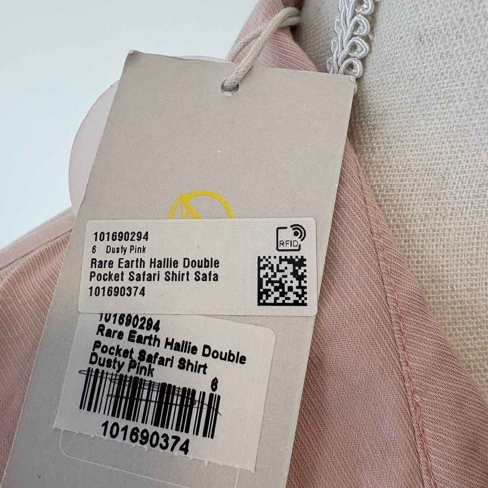 Rare Earth Hallie Double Pocket Safari Shirt Dusty Pink 100% Tencel Size 6 NWT - Picture 6 of 10